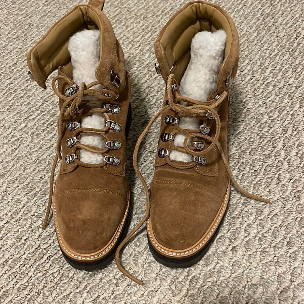 Marc fisher size 8 Idella boots